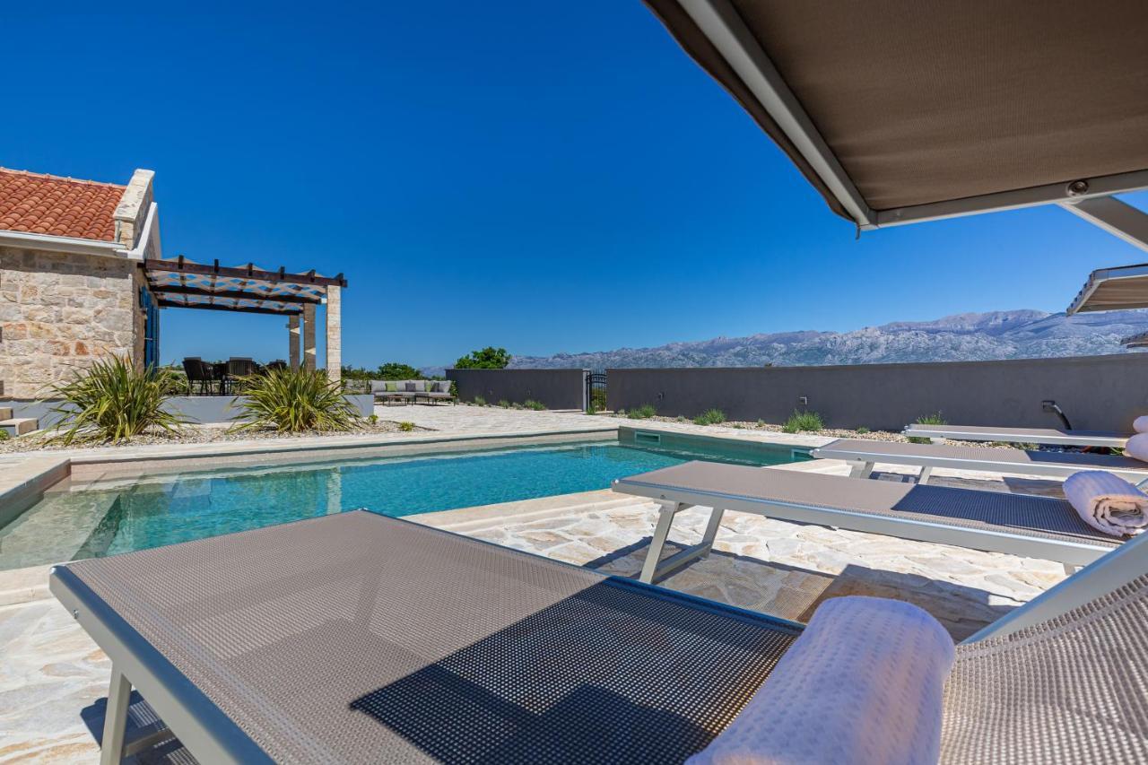 Stonehouse Milan Villa Razanac Ngoại thất bức ảnh