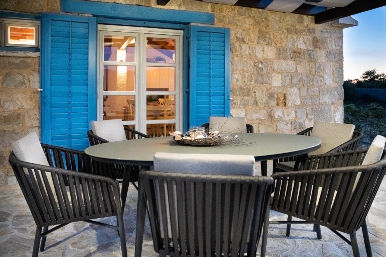 Stonehouse Milan Villa Razanac Ngoại thất bức ảnh