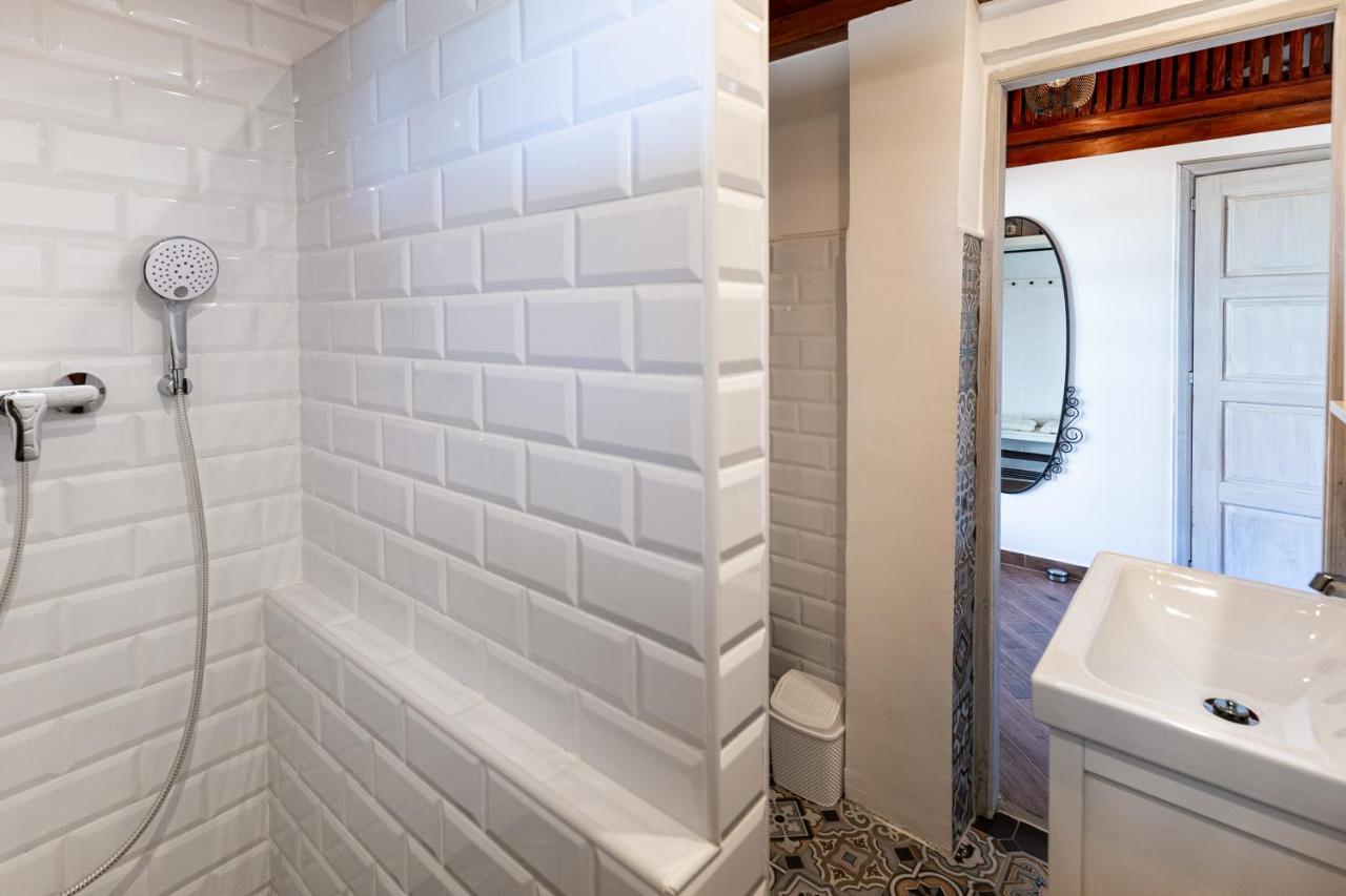 Stonehouse Milan Villa Razanac Ngoại thất bức ảnh